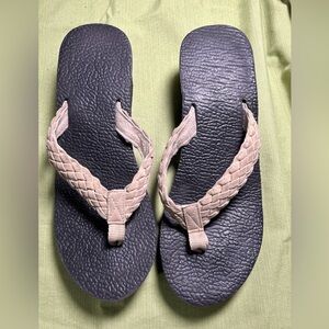 Tan Braided strap flip flop sandals - size 10
